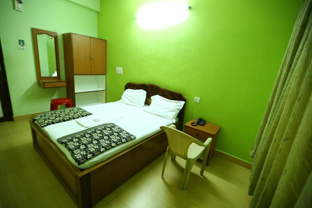 Tirukkadaiyur Abirami Residency酒店 外观 照片