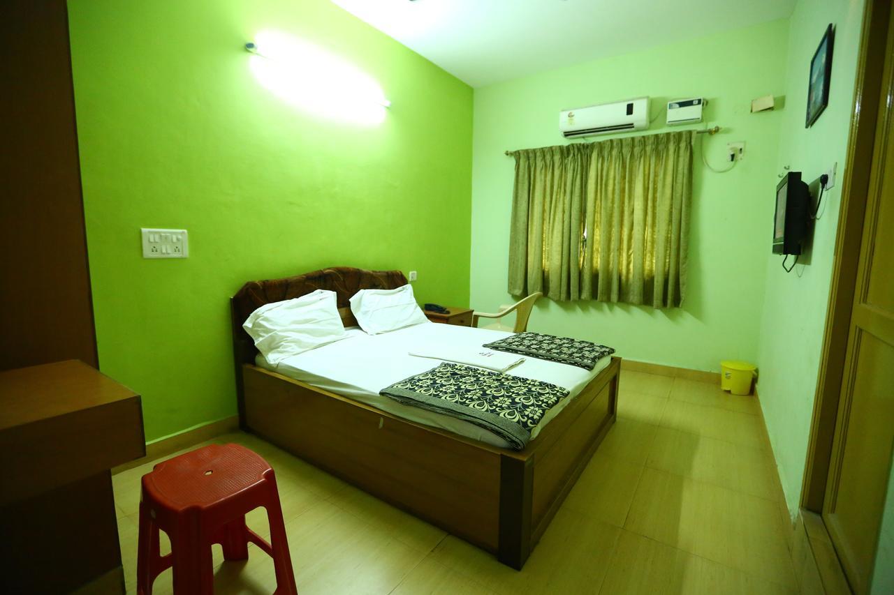Tirukkadaiyur Abirami Residency酒店 外观 照片
