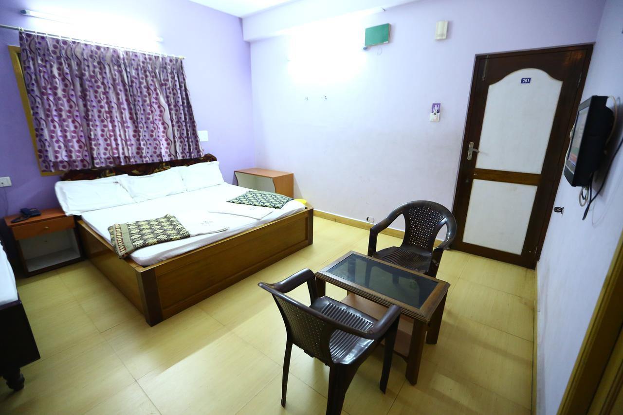 Tirukkadaiyur Abirami Residency酒店 外观 照片