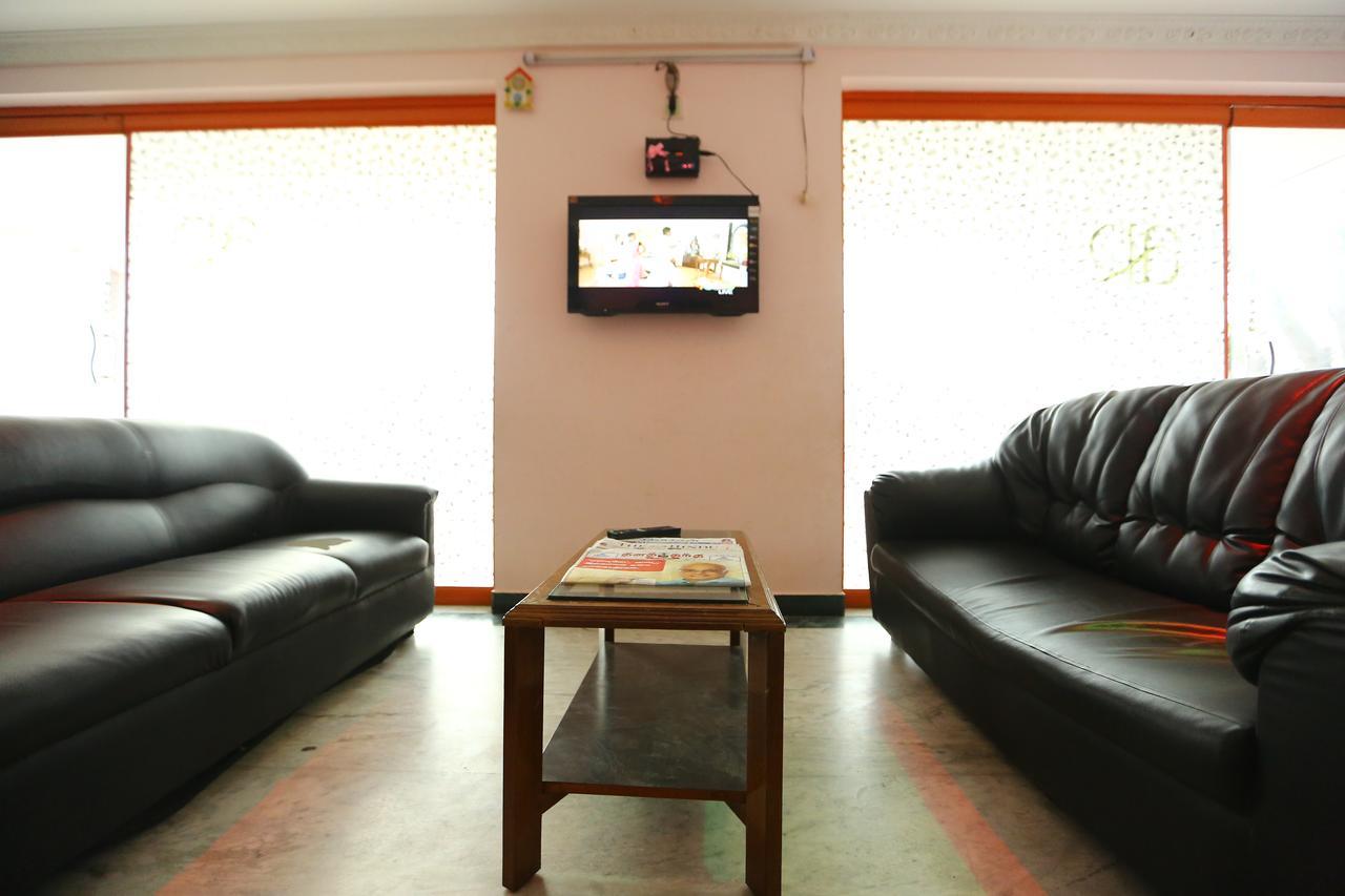 Tirukkadaiyur Abirami Residency酒店 外观 照片