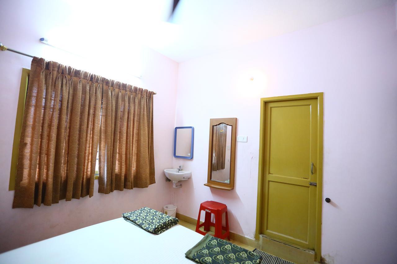 Tirukkadaiyur Abirami Residency酒店 外观 照片